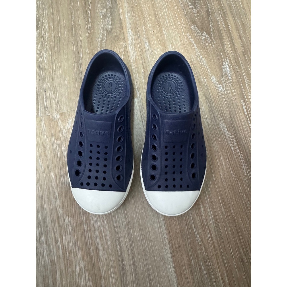 Native Kids Jefferson Navy Blue White Slip On Water Shoes Sneakers C9